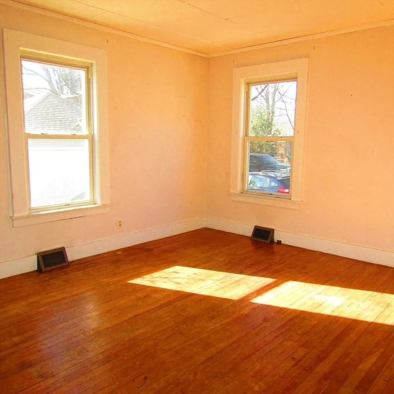 Photo of 86 North Maple Street