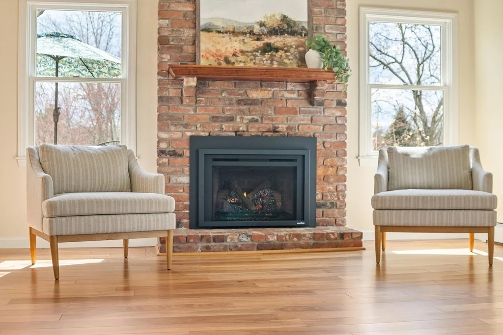 Photo of 18 Robert Rd