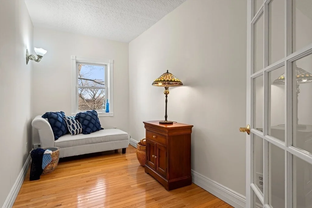 Photo of 303 Nahant Road
