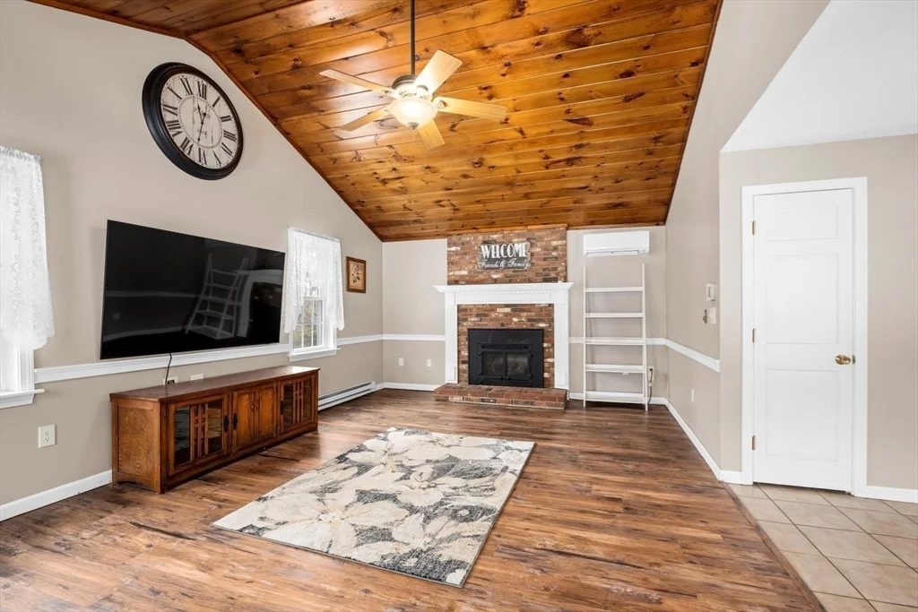 Photo of 6 Guenther Drive