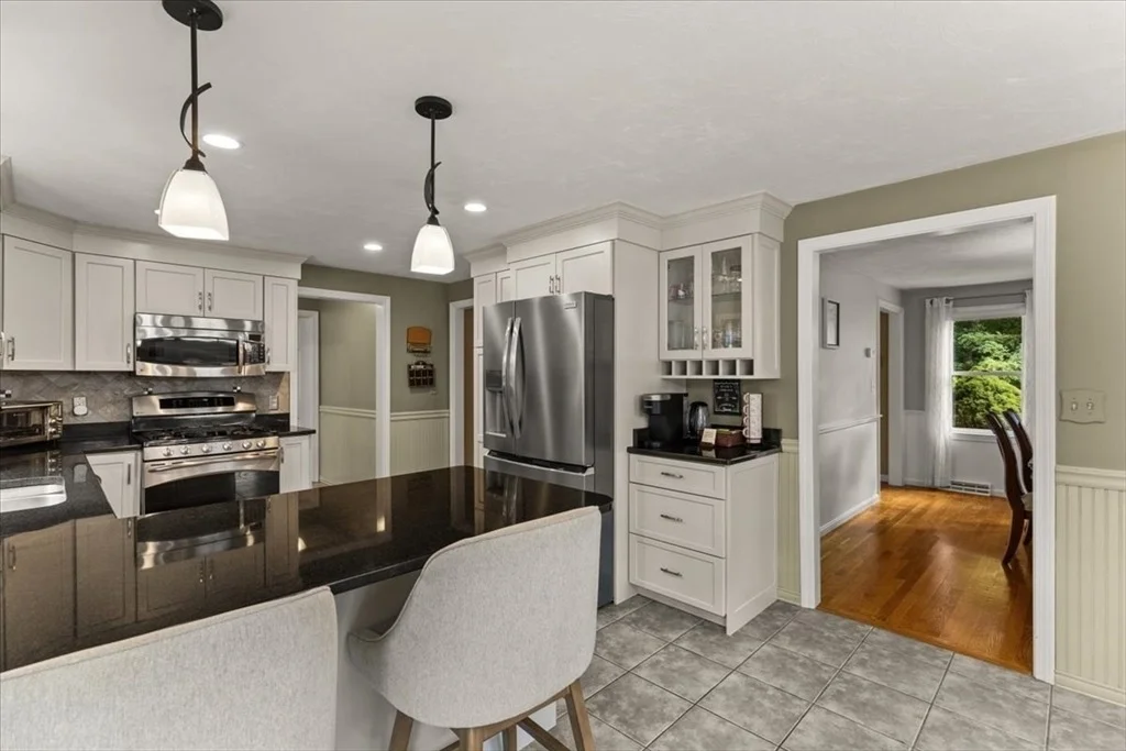 Photo of 15 Eileen Rd