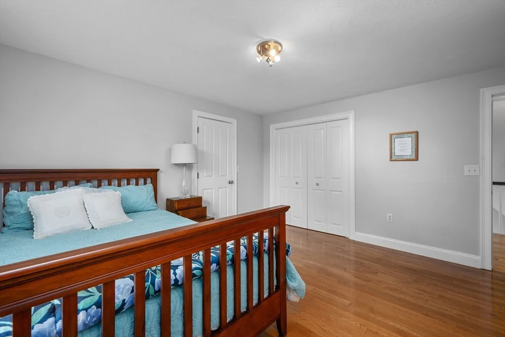 Photo of 35 Bayshore Dr