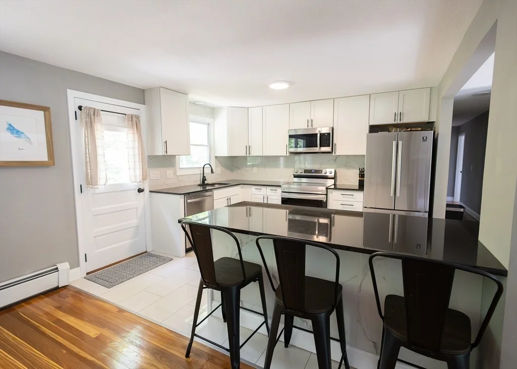 Photo of 32 Alvirne Dr