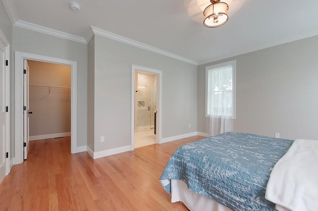 Photo of 10 Pleasant St