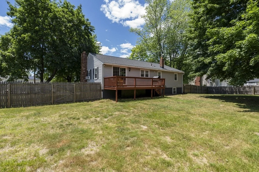 Photo of 35 Oakmeadow Ln
