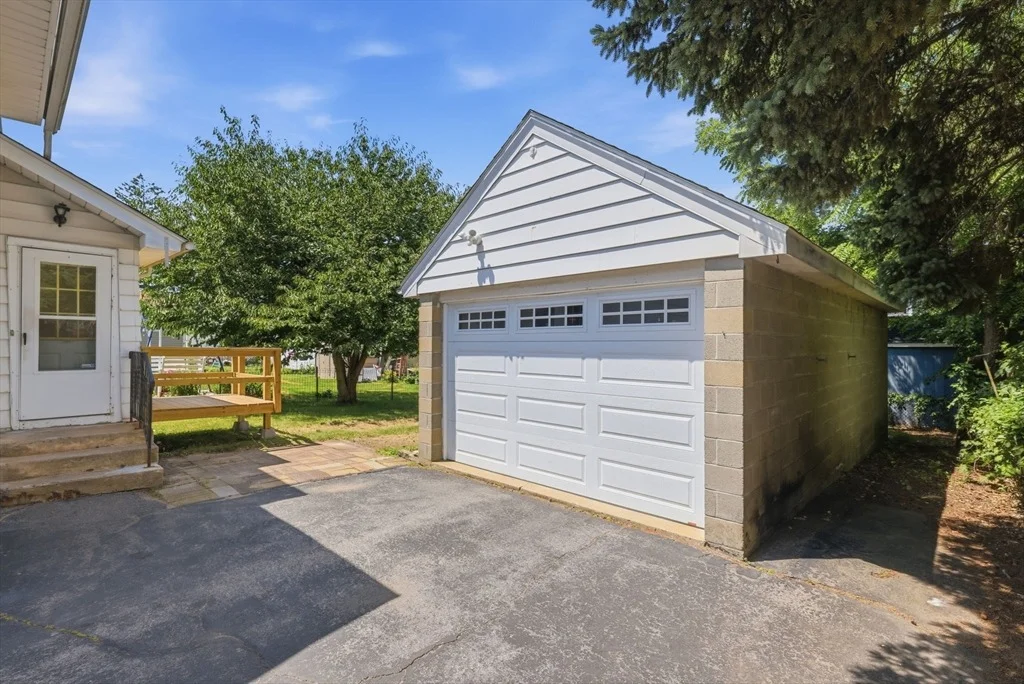 Photo of 17 Rollinson Road