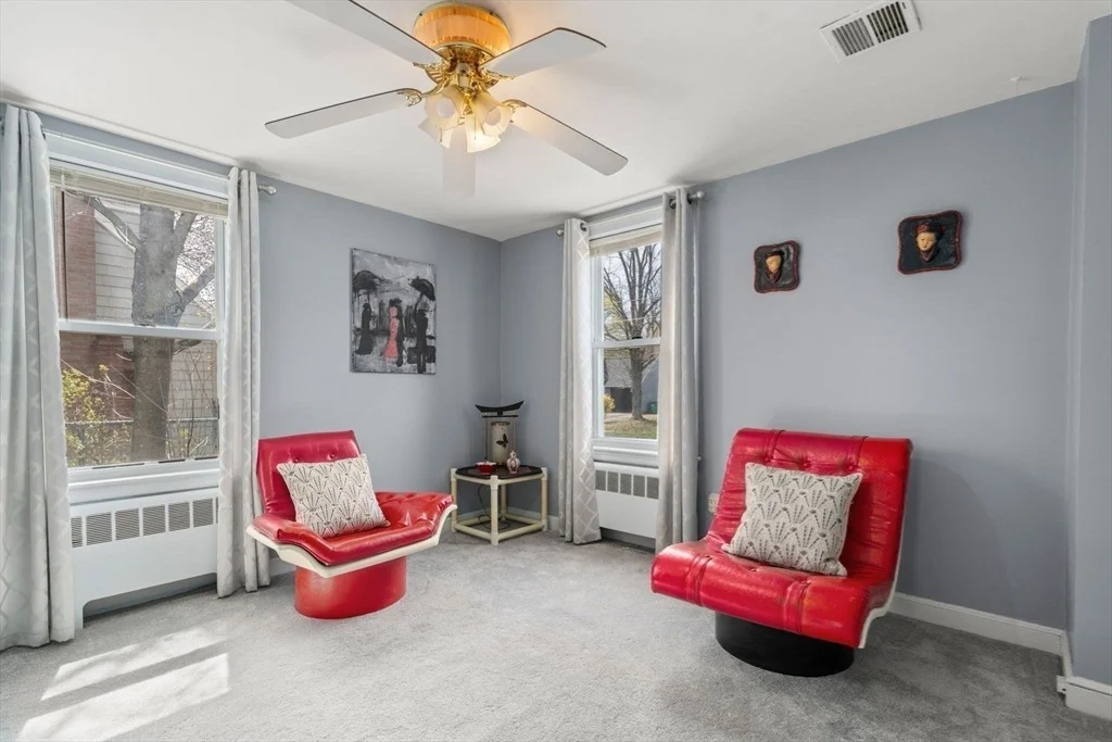 Photo of 28 Saint Dennis Dr
