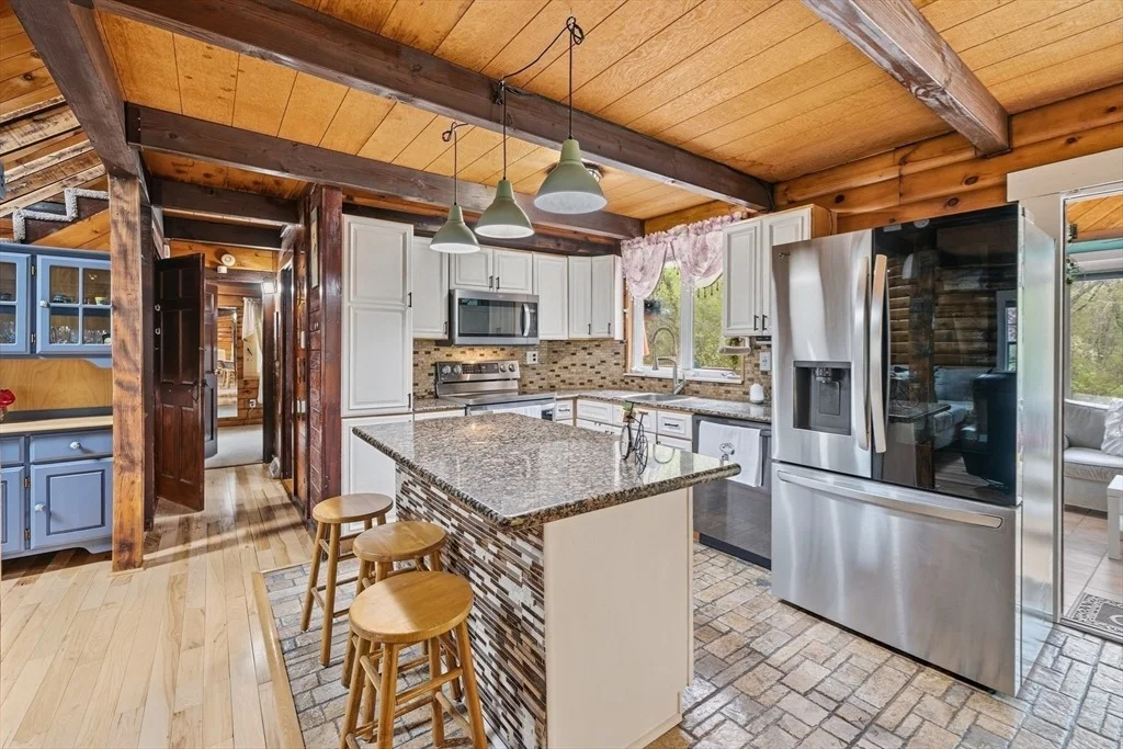 Photo of 35 Chestnut Dr