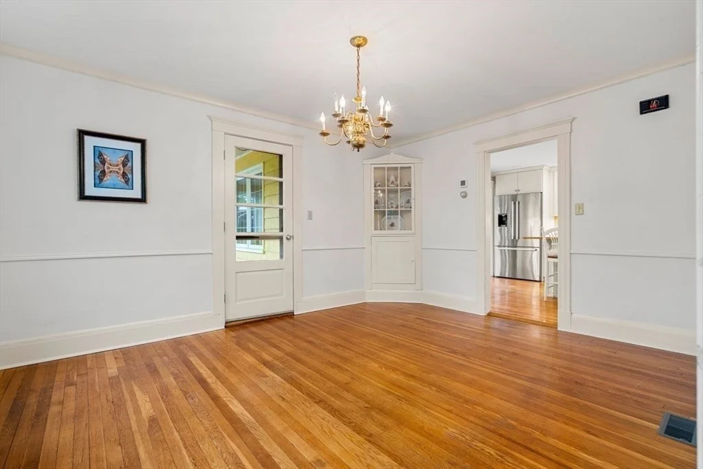 Photo of 8 Warren Road