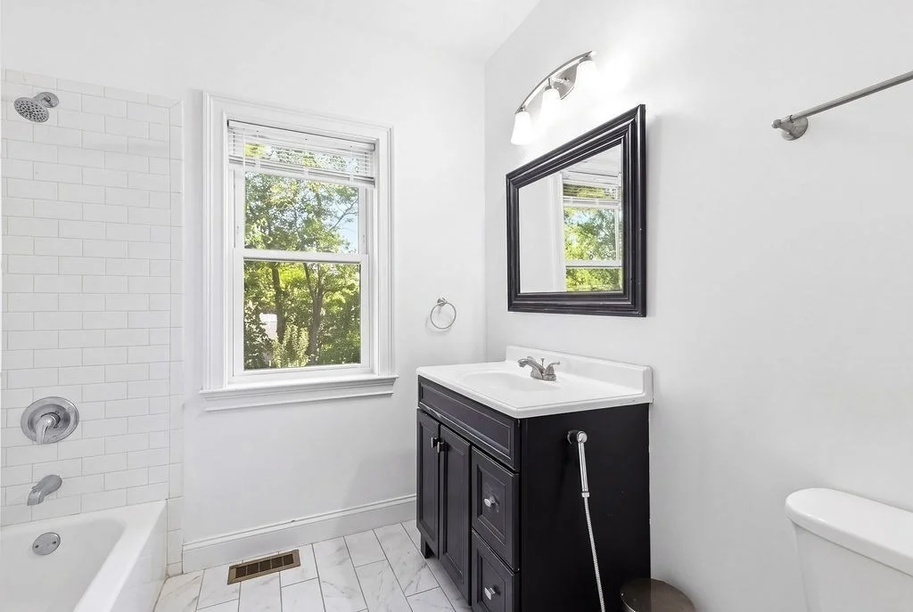Photo of 116 Common St