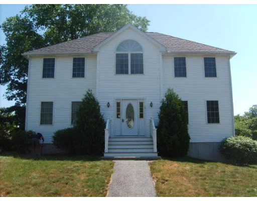 Photo of 14 Winston Cir