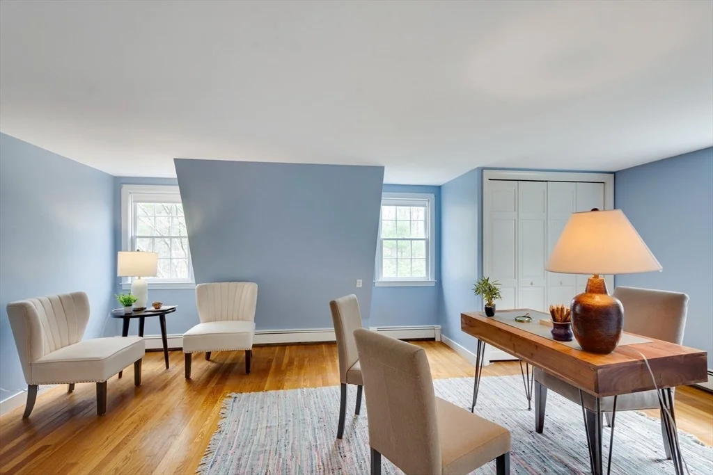 Photo of 134 Sandy Pond Rd