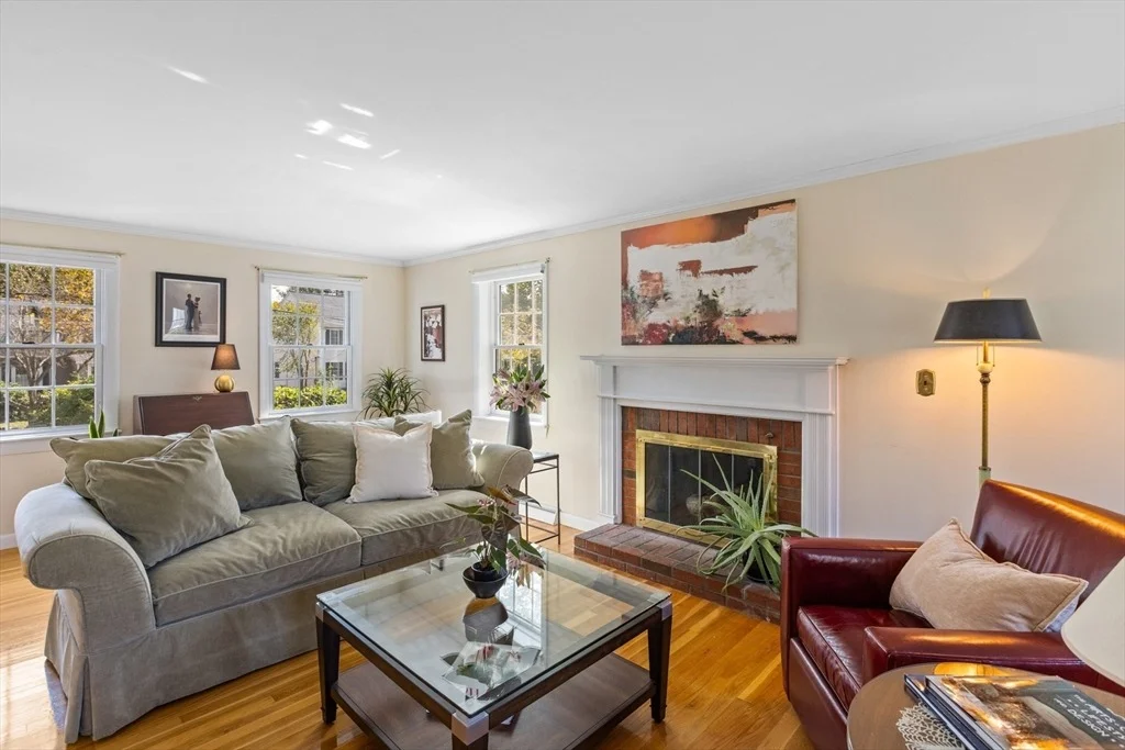 Photo of 349 Arlington St