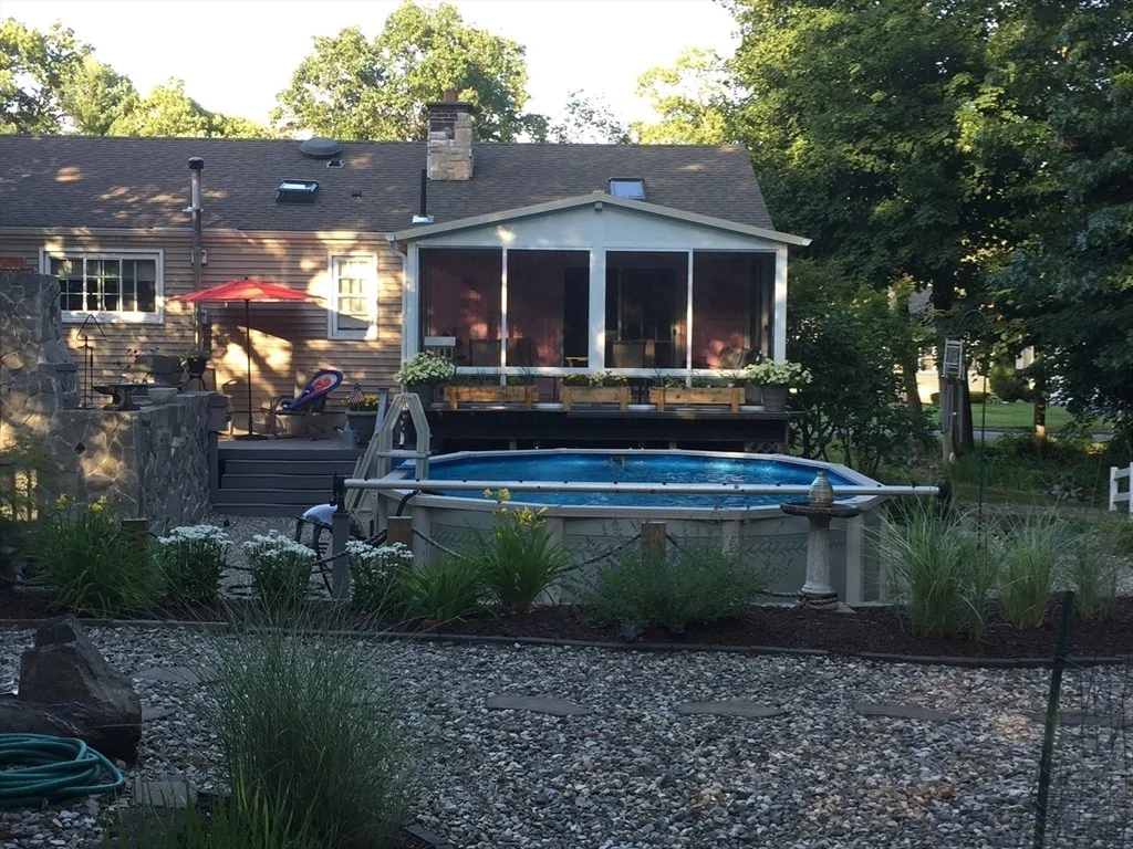 Photo of 96 Clearbrook Dr