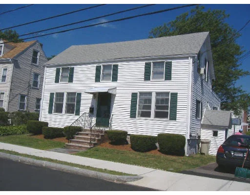Photo of 28 Beacon Street