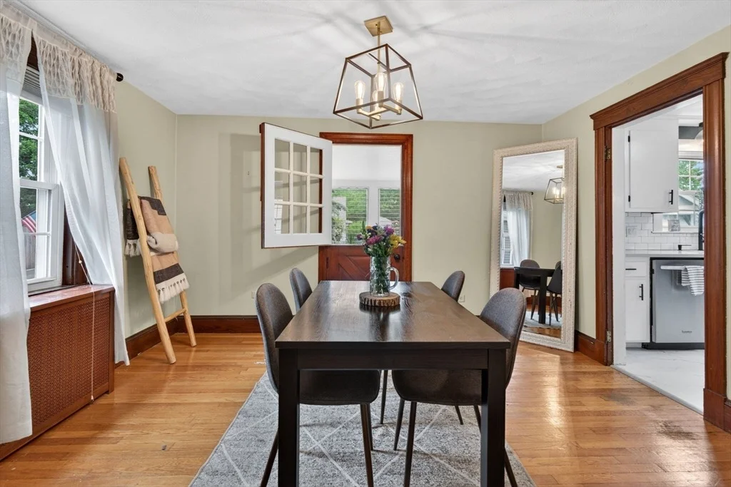 Photo of 25 Pleasant St.