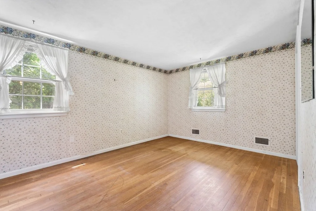 Photo of 348 Belknap