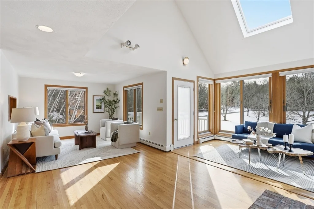 Photo of 10 Laurel Lane