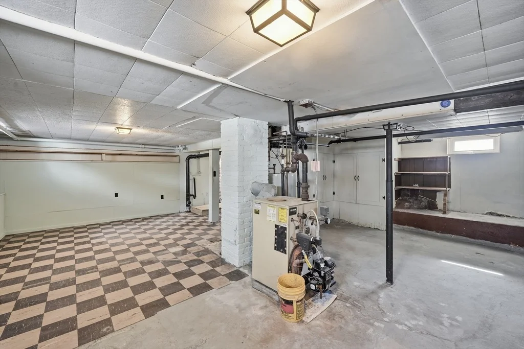 Photo of 18 Crescent St