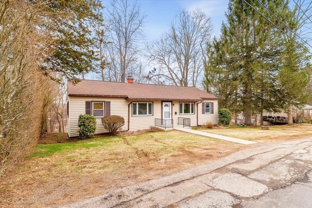 Photo of 26 Roosevelt Dr
