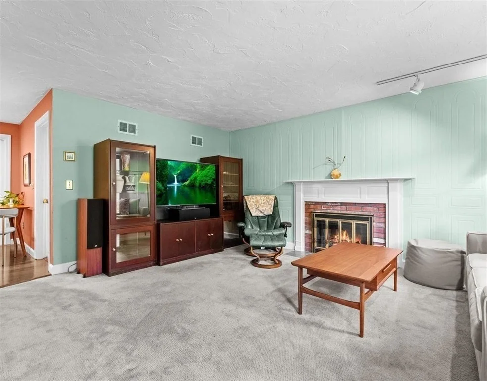 Photo of 9 Pleasantview Ter