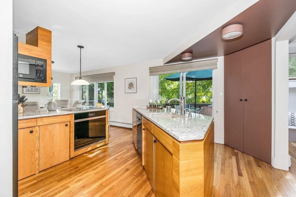 Photo of 18 Mountain Ave