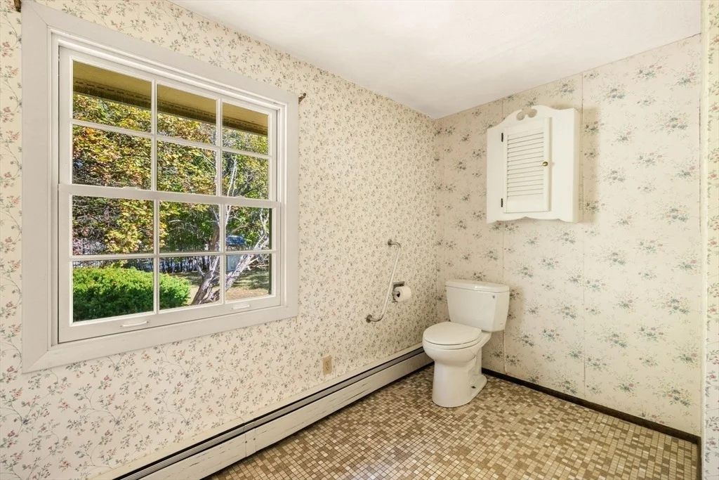 Photo of 8 Intervale Ave
