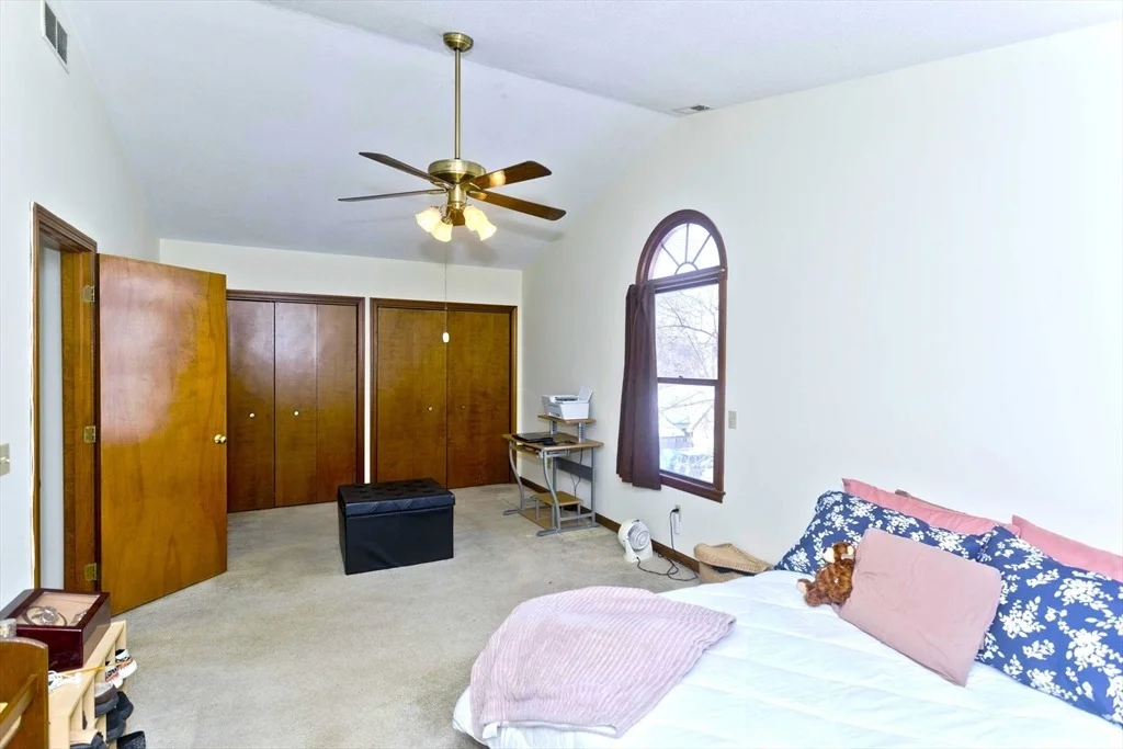 Photo of 10 Calvin St