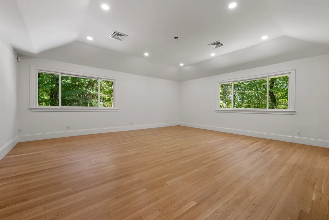 Photo of 80 Doublet Hill Rd
