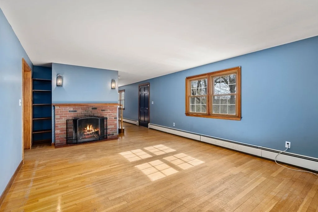 Photo of 89 Center Rd