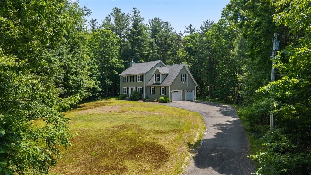 Photo of 151 Sterling Road