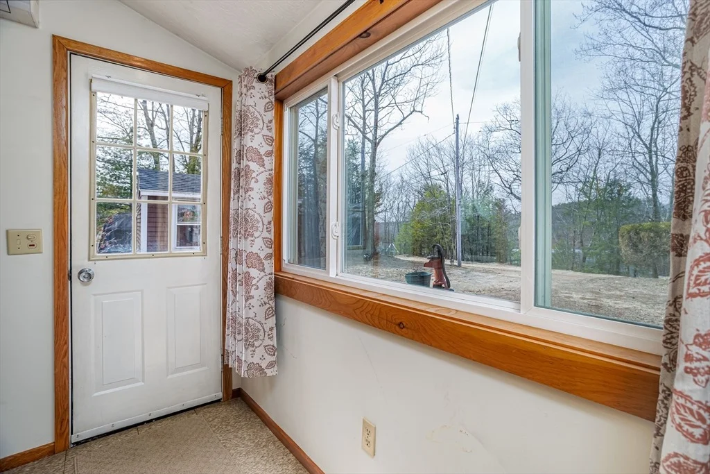 Photo of 227 Log Cabin Road