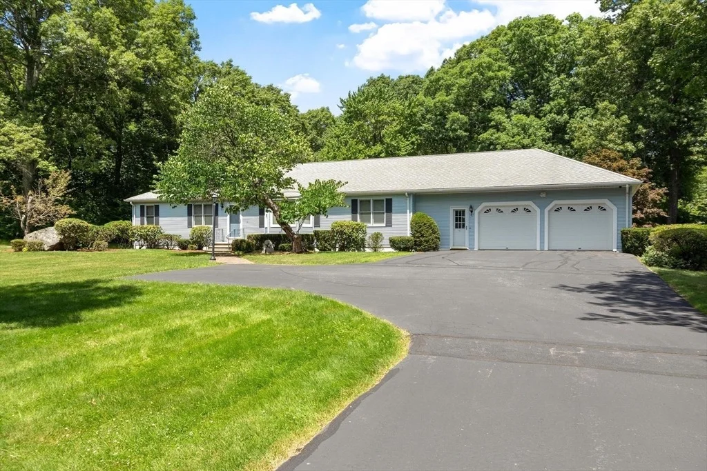 Photo of 65 Blithewood Ave