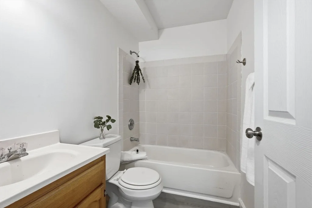 Photo of 5 Marco Dr