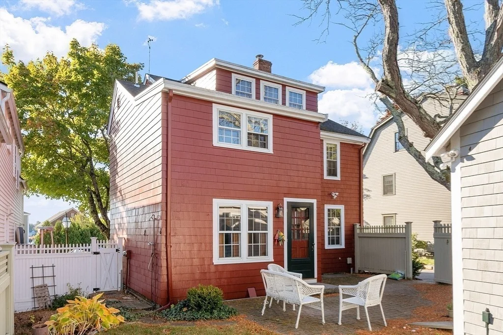 Photo of 35 Central St