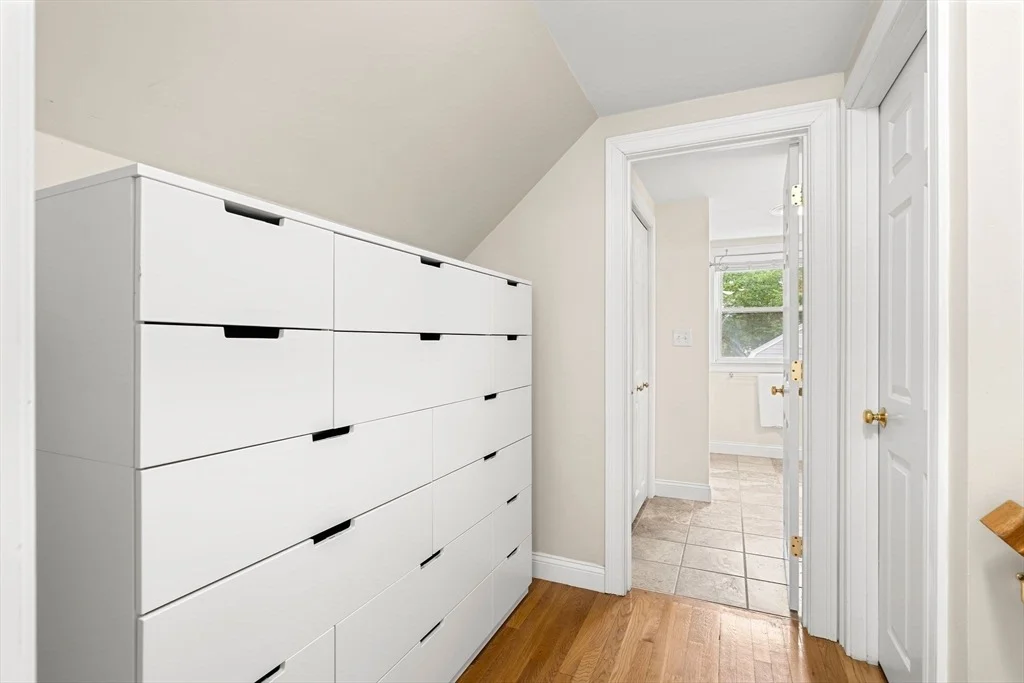 Photo of 19 Cunningham Cir