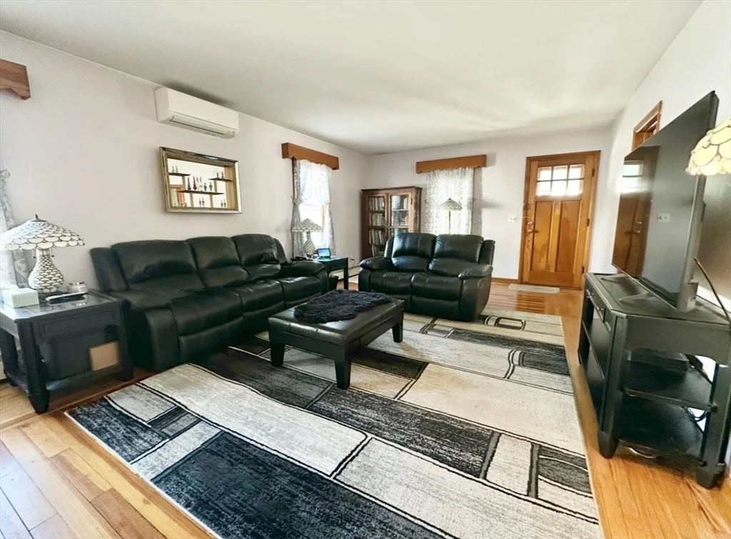 Photo of 309 Hillside Ave