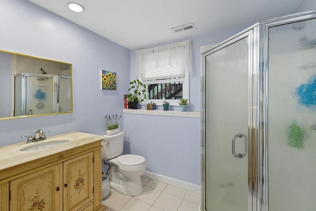 Photo of 3 Cushing Ln