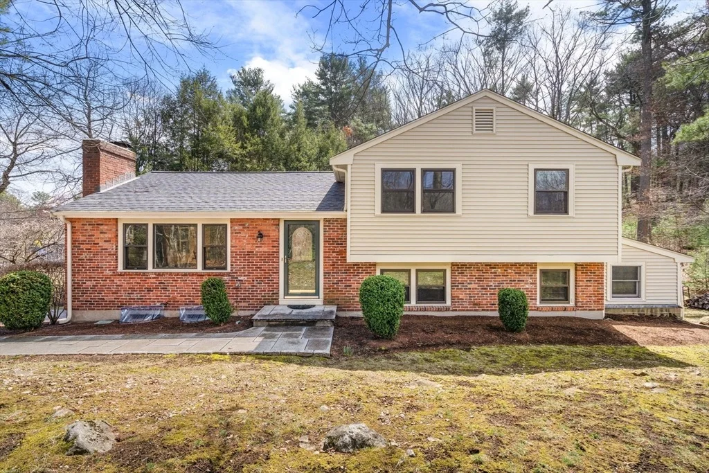 Photo of 23 Hillcrest Road