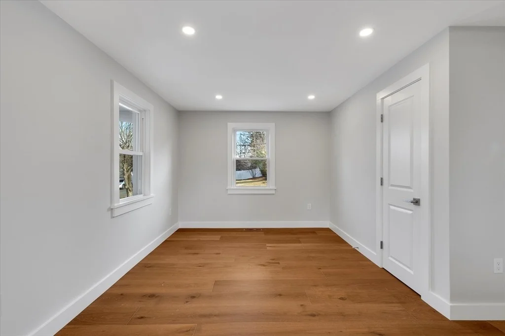 Photo of 38 Conlyn Ave