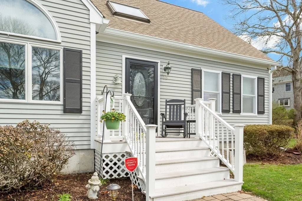 Photo of 18 Seabrook Dr