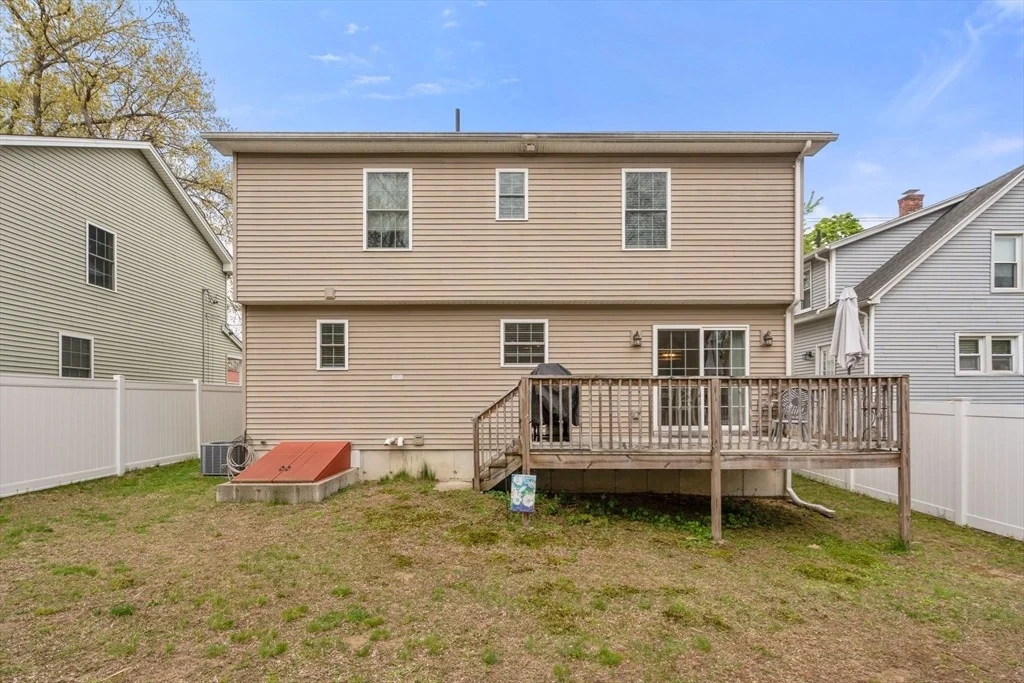 Photo of 152 Ambrose St