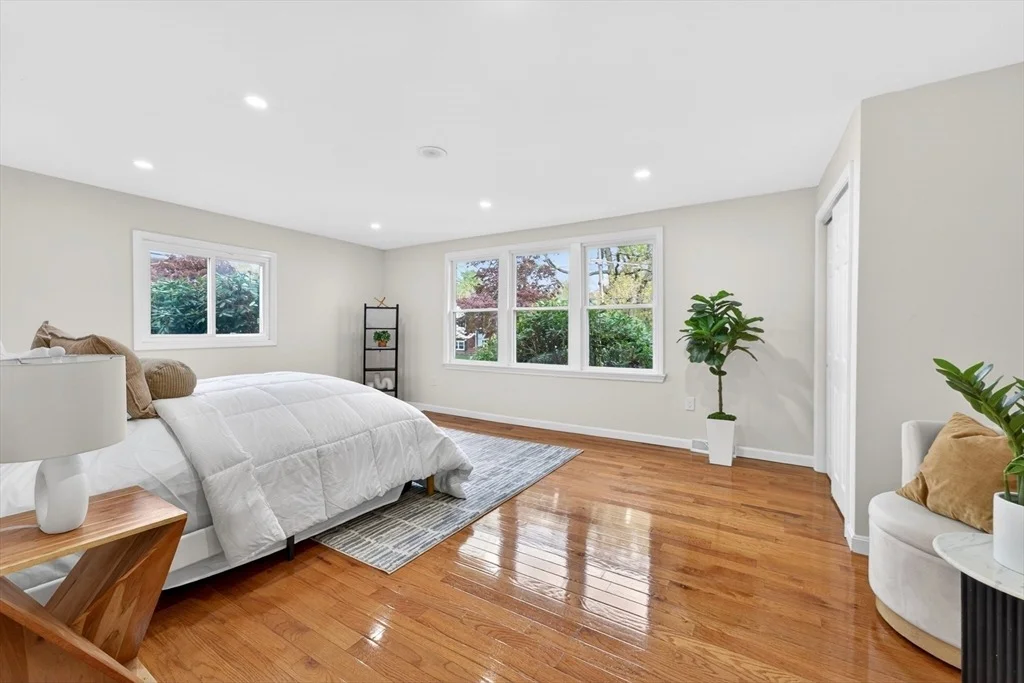 Photo of 6 Sunset Dr