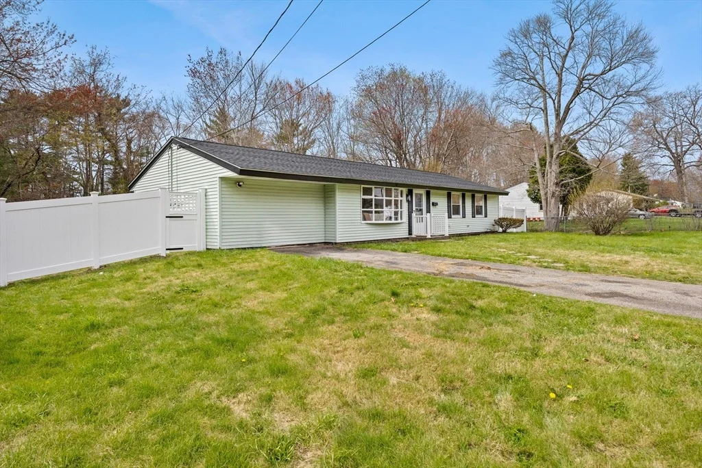 Photo of 122 Sinclair Rd