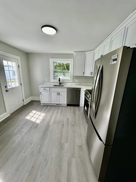 Photo of 369 Cold Spring Ave