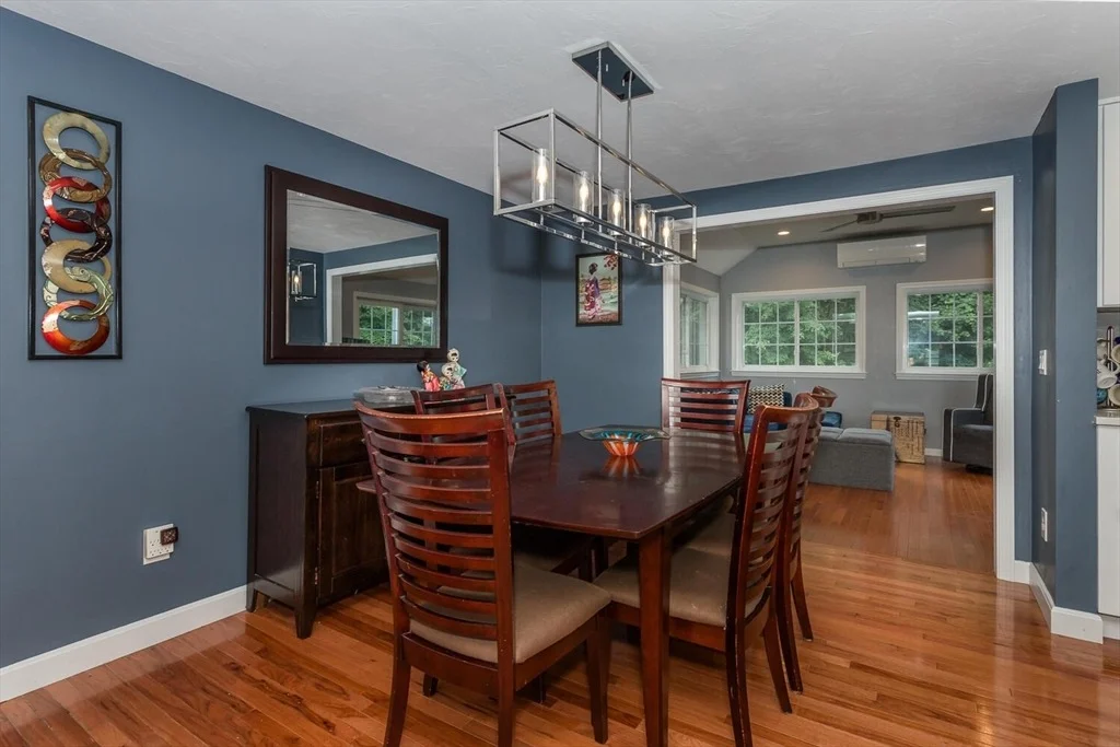 Photo of 11 Kathryn Ln