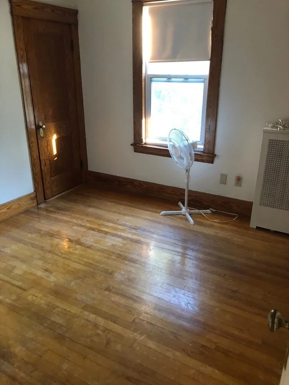 Photo of 250 May St