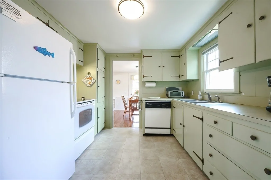 Photo of 3 Newcomb Dr