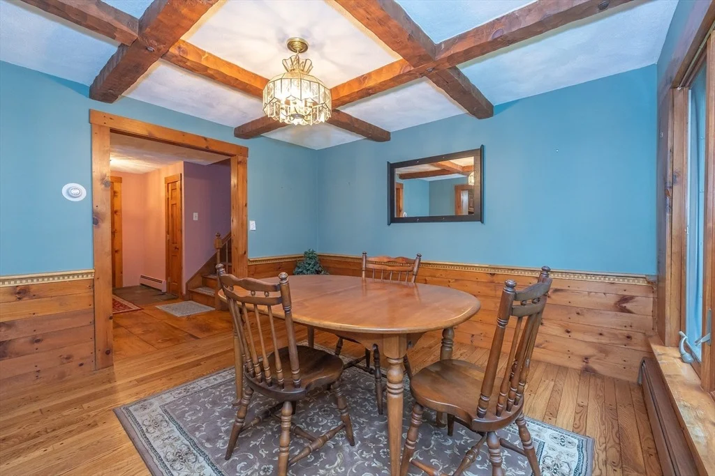 Photo of 295 Forest St