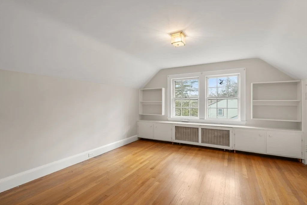 Photo of 9 Tower Rd